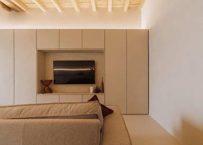 Il Bottone - Design On Garda * Roe